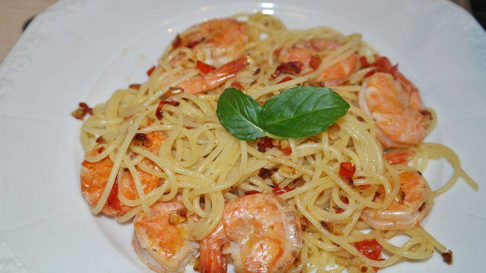 ilustrasi spaghetti (pixabay.com/-Rita-undmit )
