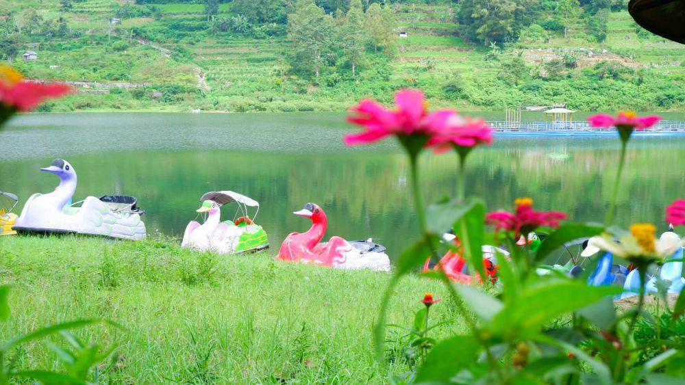 Telaga Wahyu di Magetan