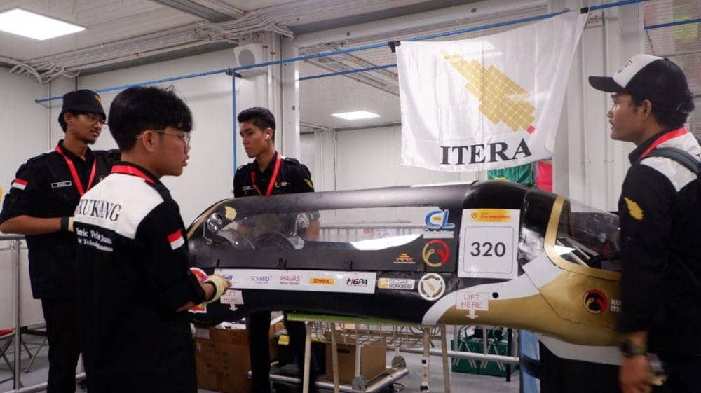 Tim Kukang EV Itera Bawa Mobil Prototype di Event SEM 2024