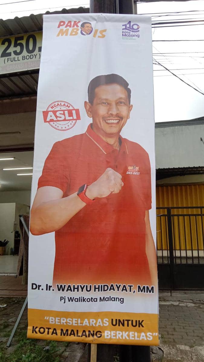 Poster Pj Wali Kota Malang, Wahyu Hidayat diduga bermuatan politik. (IDN Times/Rizal Adhi Pratama)