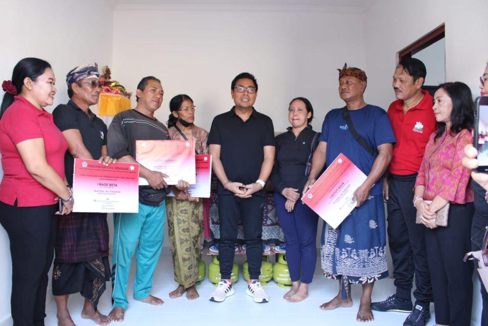 Warga di Denpasar Terima 9 Rumah Layak Huni, Lengkap!