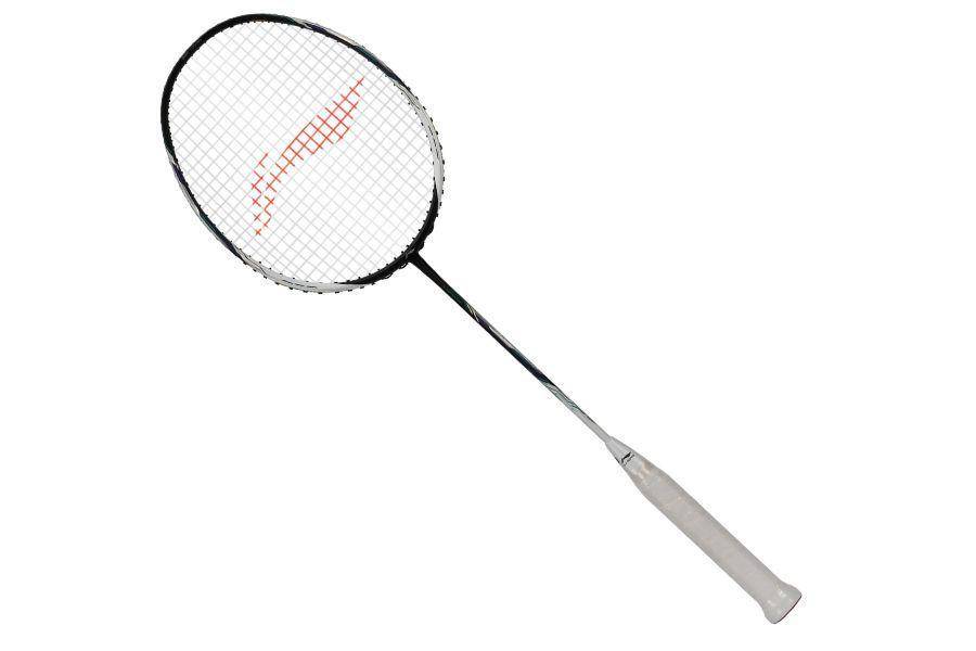 Li-Ning Tectonic 9, raket Li-Ning terbaik (in.lining.studio)