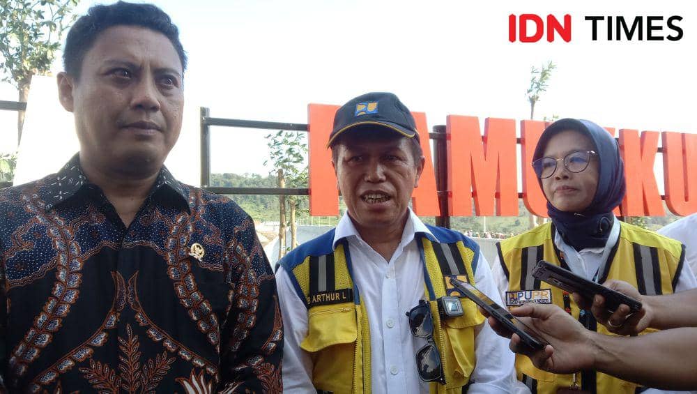 Direktur Jenderal Sumber Daya Air Kementerian PUPR, Bob Arthur Lombogia. (IDN Times/Asrhawi Muin)