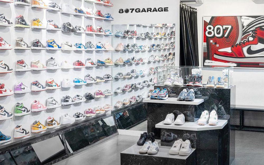 5 Pilihan Toko Sneakers Original di Jakarta, Banyak Brand Terkenal!