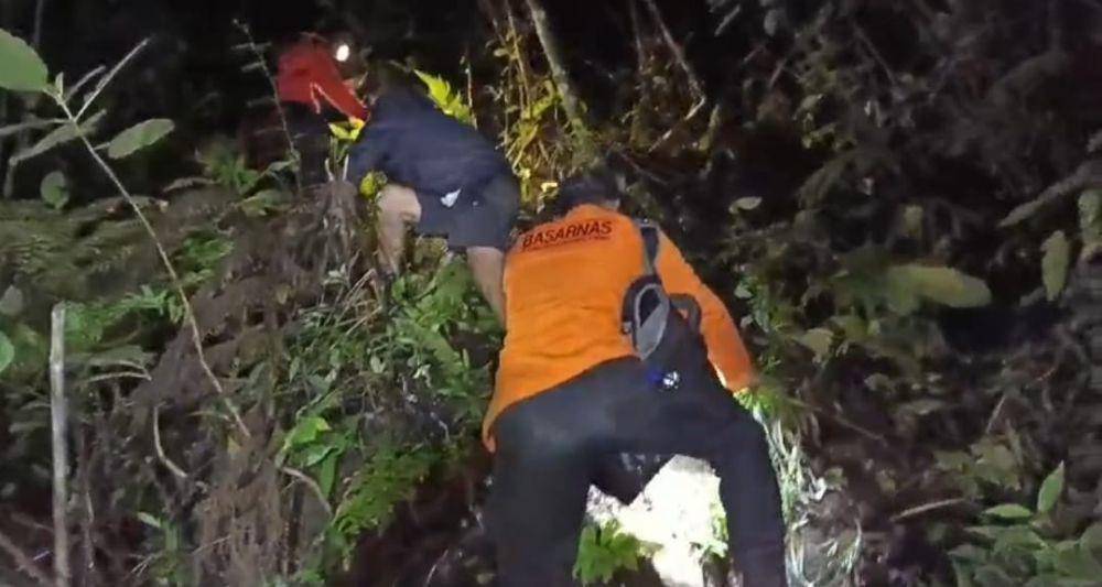 WNA Inggris tersesat di Gunung Agung. (Dok. IDN Times/Basarnas Bali)