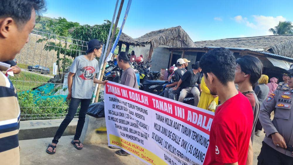 Warga Tuntut Ganti Rugi Lahan saat Jokowi Resmikan Bendungan Pamukkulu