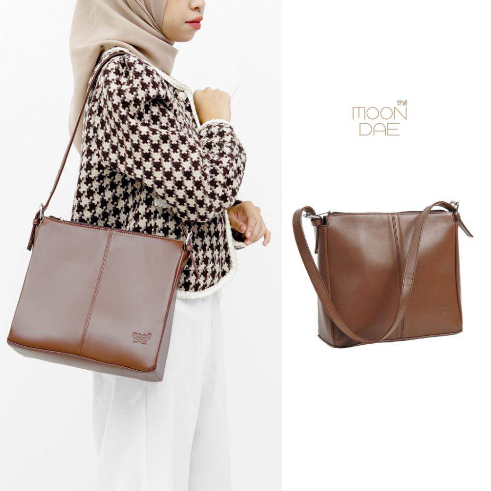 Rekomendasi shoulder bag untuk ke kantor (Shopee.co.id/Moon Dae Official Store)