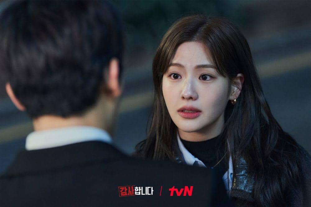 Cuplikan adegan serial drama Korea The Auditors dari tvN yang digunakan sebagai materi publikasi.
