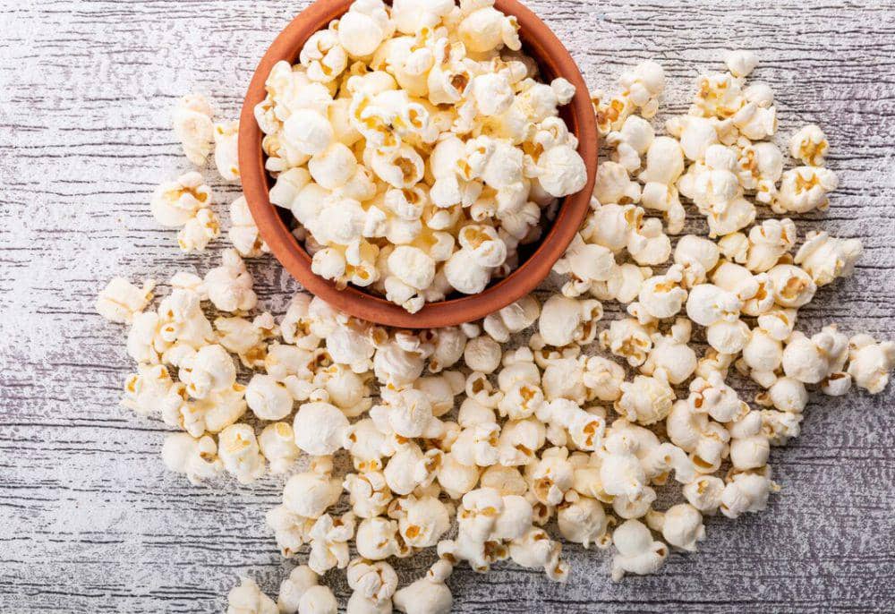 ilustrasi popcorn (freepik.com/8photo)