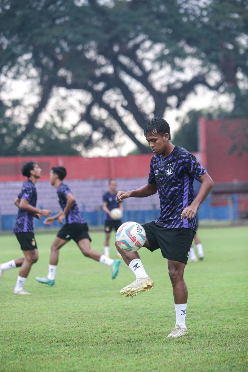 Pemain Persik Kediri saat mengikuti latihan perdana. IDN Times/ istimewa