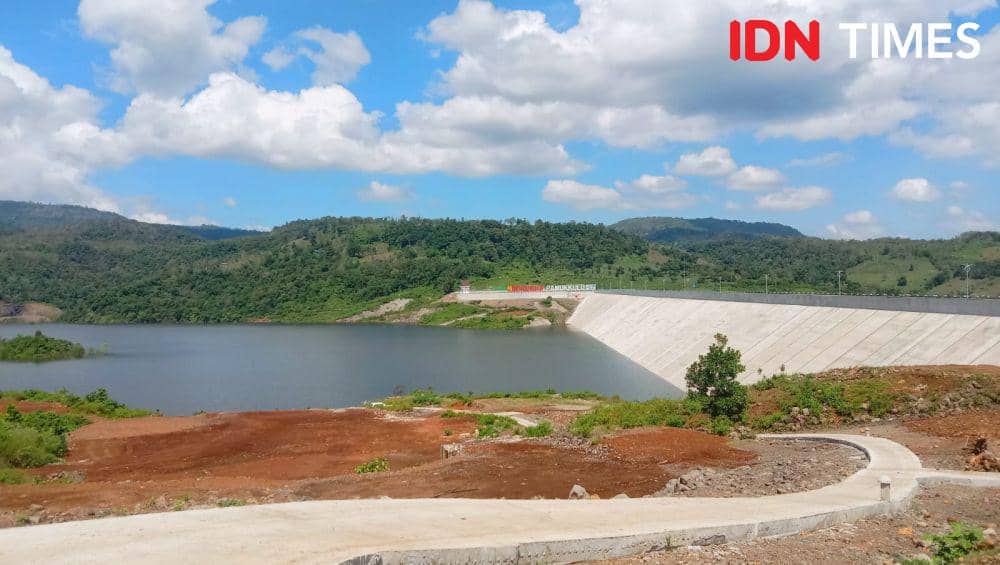 Bendungan Pamukkulu di Desa Kale Ko'mara, Kecamatan Polongbangkeng Utara, Kabupaten Takalar, Sulawesi Selatan (Sulsel) pada Jumat (5/7/2024). IDN Times/Ashrawi Muin