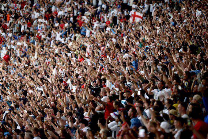 Potret suporter Inggris. (X/@England).