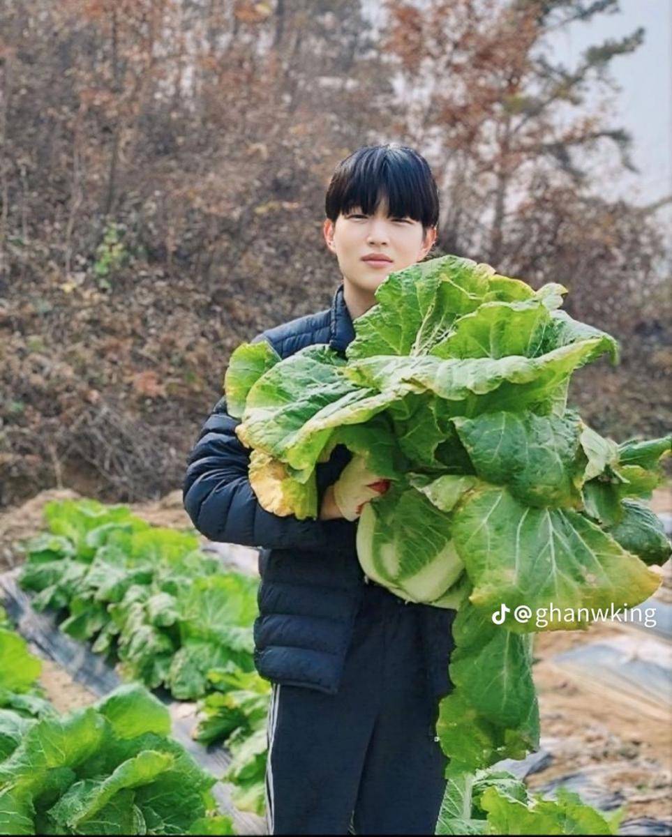 Park I Yul (TikTok.com/ghanwking)