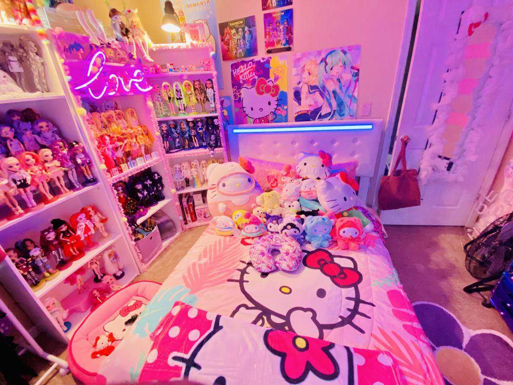 potret desain kamar tema Sanrio (reddit.com/user/Awkward_Candidate953)