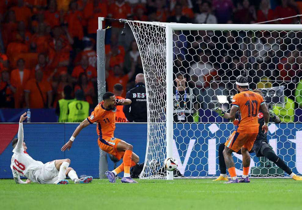Koeman: Pertandingan yang Emosional, Turki Sulitkan Belanda