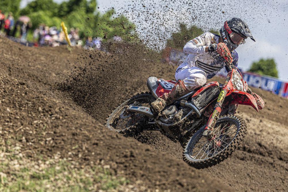 2 Crosser Astra Honda Optimistis Raih Poin di MXGP Lombok