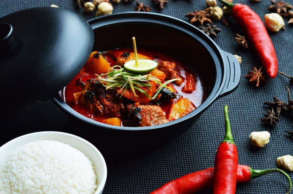 potret menu Holiday Inn Cikarang Jababeka