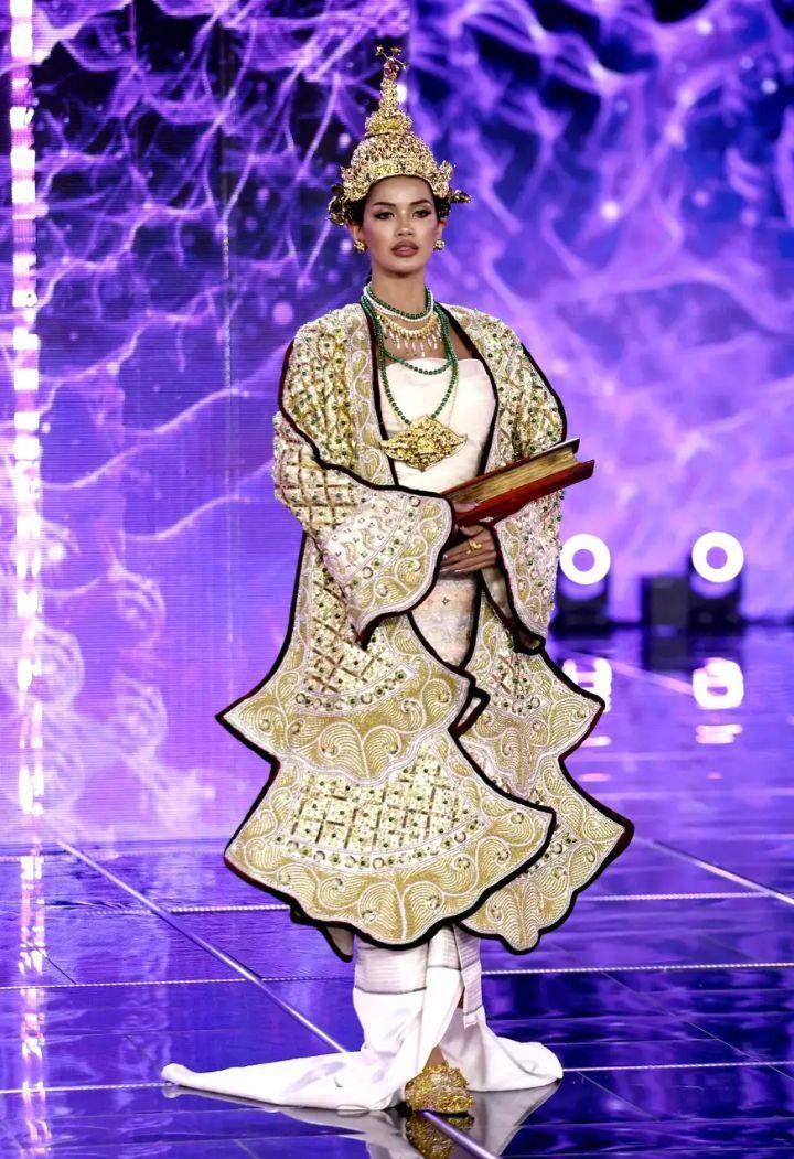 Kostum Nasional yang Wakil Asia Tenggara di Miss Supranational 2024 (Dok. Miss Supranational App)