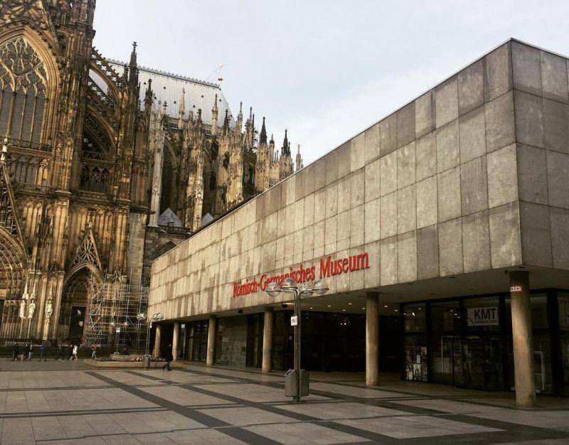 gedung Romisch-Germanisches Museum (instagram.com/demianbrenninkmeyer)