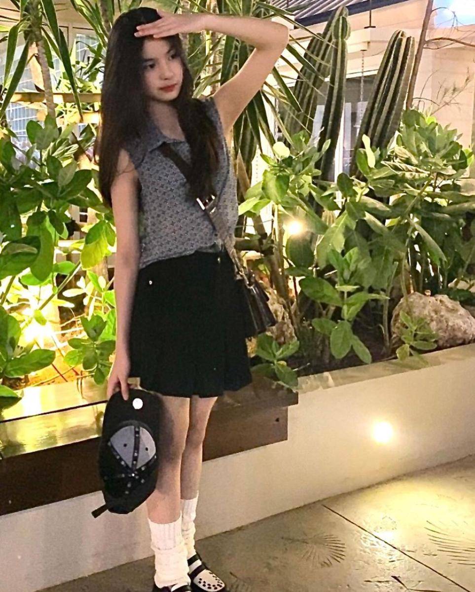 OOTD Jazzlyn Trisha (instagram.com/jkt48.trisha)