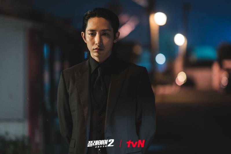 Lee Soo Hyuk di drama The Player 2: Master of Swindlers (instagram.com/tvn_drama)