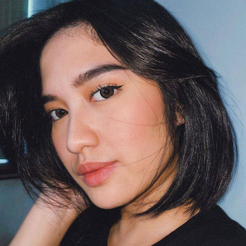 ide makeup ala Ochi Rosdiana buat hangout (instagram.com/ochi24)