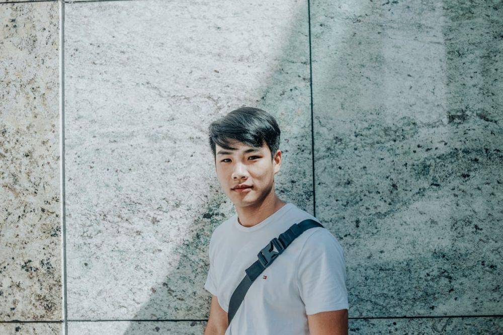 ilustrasi cowok percaya diri (pexels.com/Phil Nguyen)