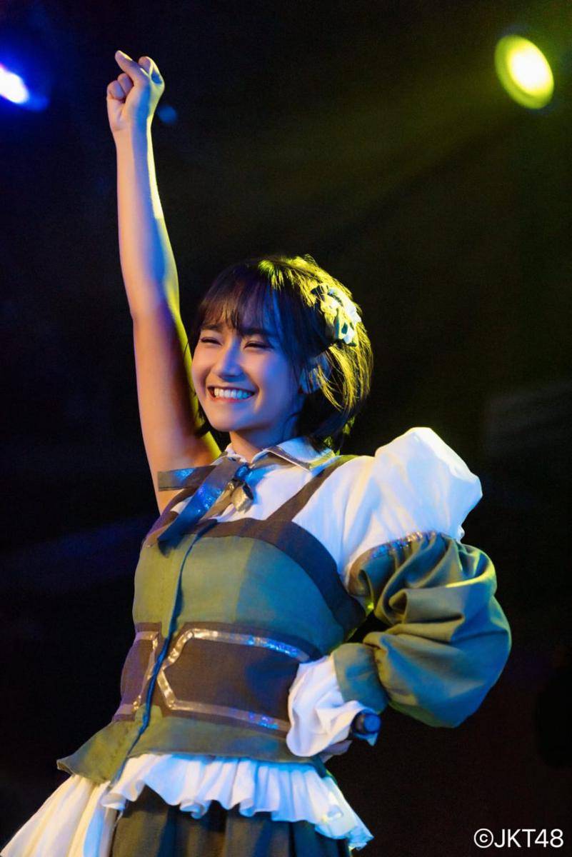 Freya JKT48 (x.com/officialjkt48)