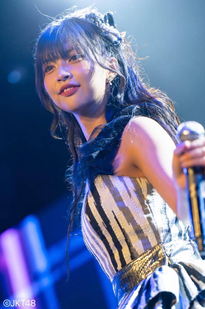 Eli JKT48 (x.com/officialjkt48)