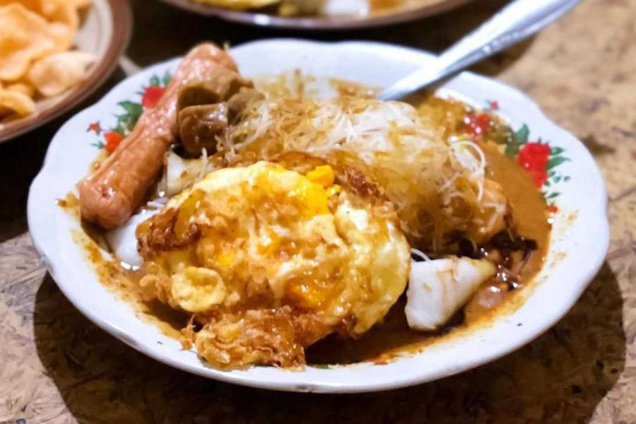 [QUIZ] Pilih Gado-gado atau Ketoprak, Ternyata Ini Karakter Asli Kamu!