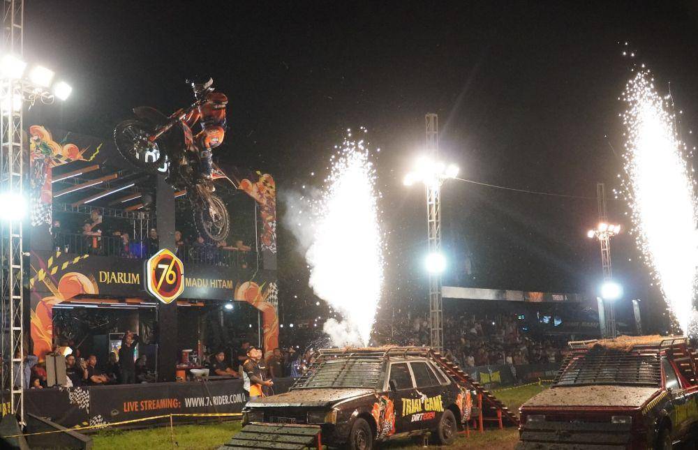 Ajang balap Trial Game Dirt di Sirkuit Lapangan Garnisun, Kota Semarang, Sabtu (6/7/2024). (IDN Times/bt/Trial Game)