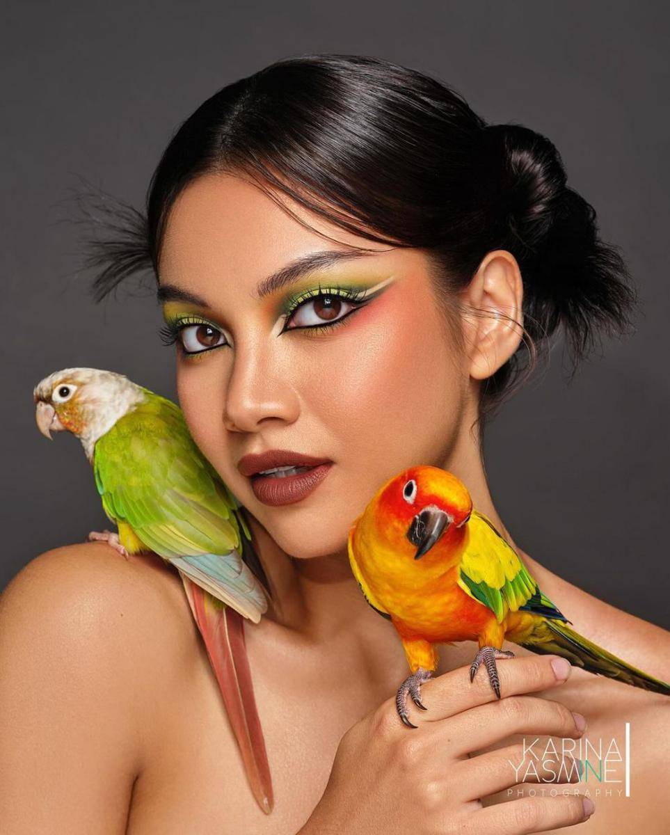 gaya makeup ala Angela Gilsha (instagram.com/angelagilsha)