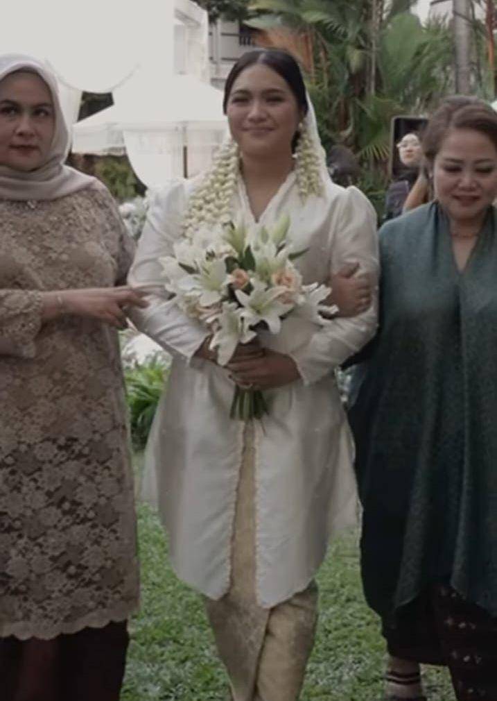 Pernikahan Bilal Indrajaya dan Mayafiryal Sochmarisanda. (Instagram.com/cakapmultimedia)