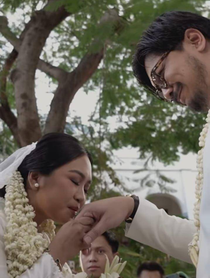 Pernikahan Bilal Indrajaya dan Mayafiryal Sochmarisanda. (Instagram.com/cakapmultimedia)