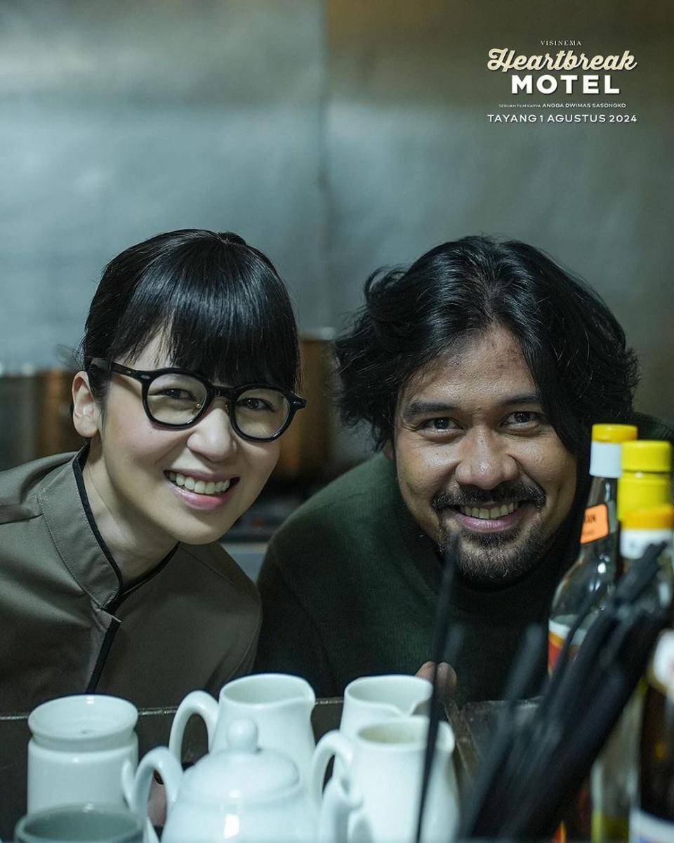 potret Laura Basuki dan Chicco Jerikho (instagram.com/heartbreakmotelfilm)