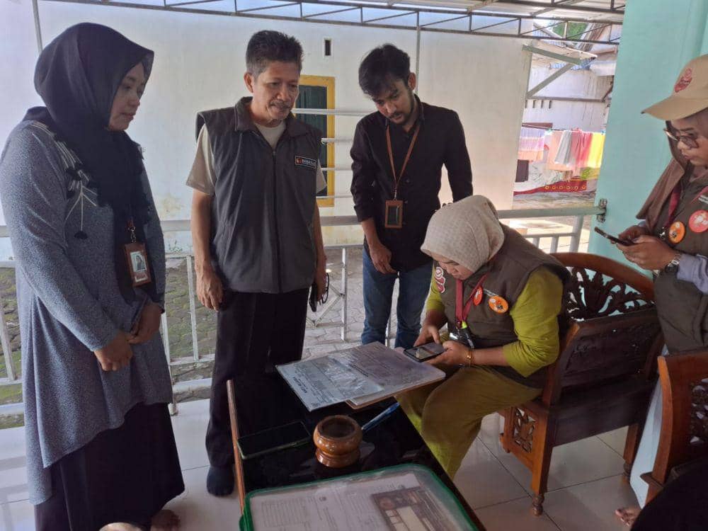 Badan Pengawas Pemilu (Bawaslu) Sulawesi Selatan (Sulsel) mengawasi proses Pencocokan dan Penelitian (Coklit) data pemilih untuk Pilkada Serentak 2024/Istimewa