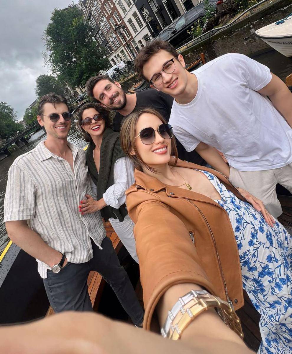 potret Cinta Laura Kiehl di Amsterdam (instagram.com/claurakiehl)