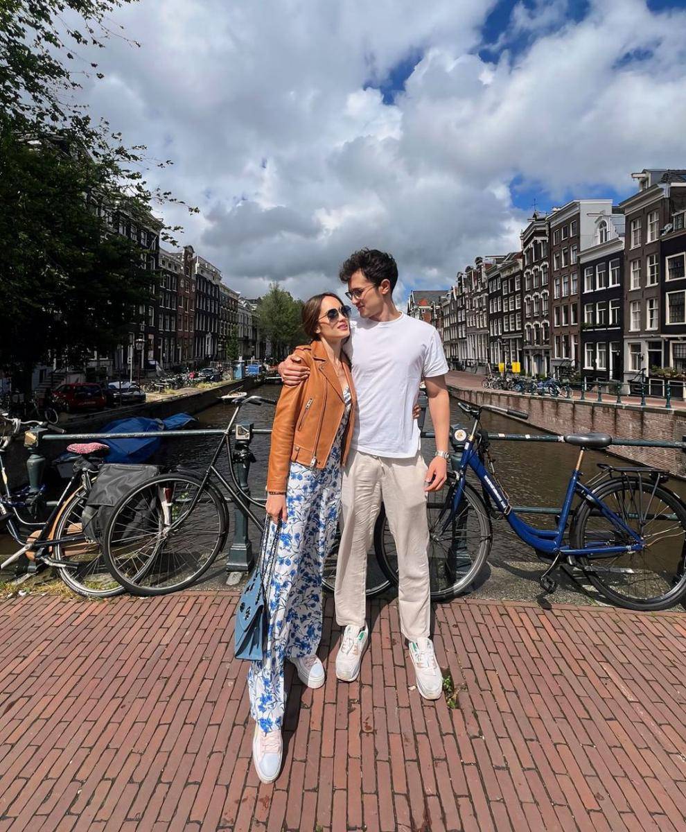 potret Cinta Laura Kiehl di Amsterdam (instagram.com/claurakiehl)