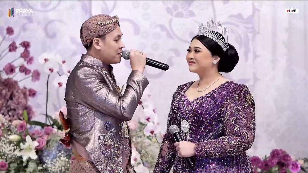 potret resepsi Clarissa Putri (youtube.com/clarissaputrih)
