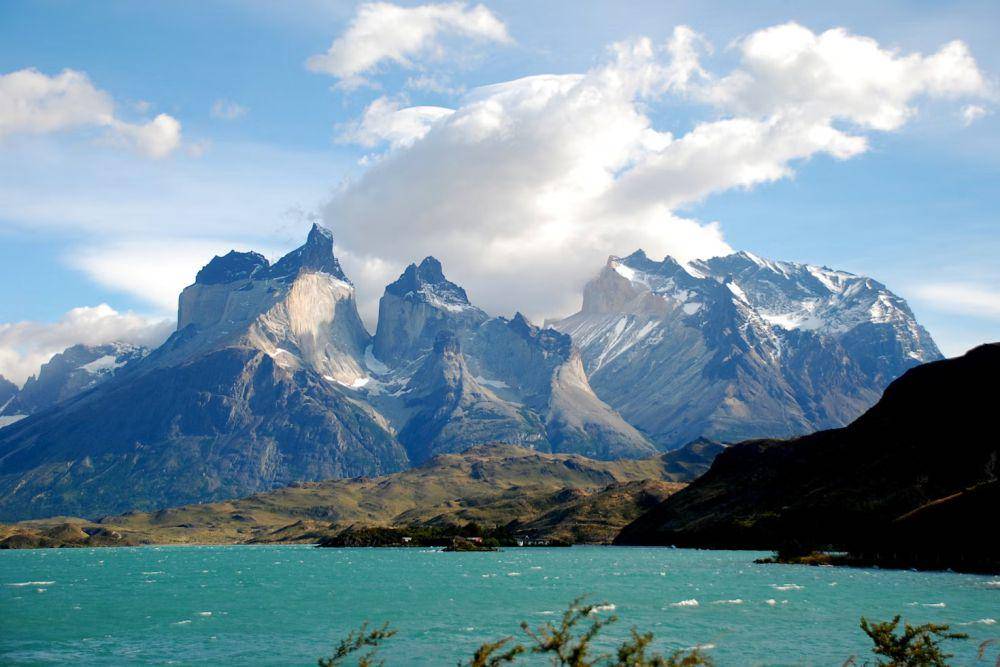 ilustrasi Torres del Paine (unsplash.com/Michiel Ronde)