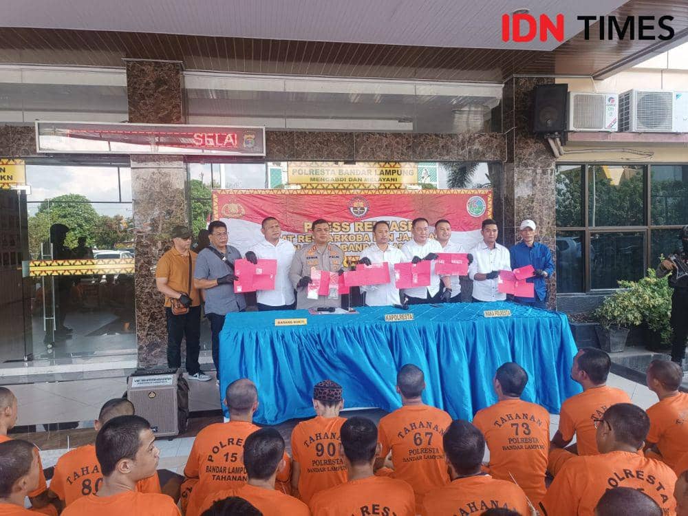 Konferensi pers hasil Operasi Antik Krakatau 2024 Polresta Bandar Lampung. (IDN Times/Tama Yudha Wiguo).