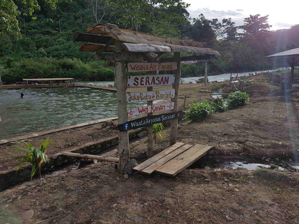 potret Pemandian Air Panas Juku Batu (google.com/maps/Fahrizal DP)