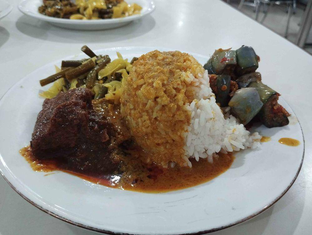 potret menu RM Sinar Minang (google.com/maps/ Eka Natanael)