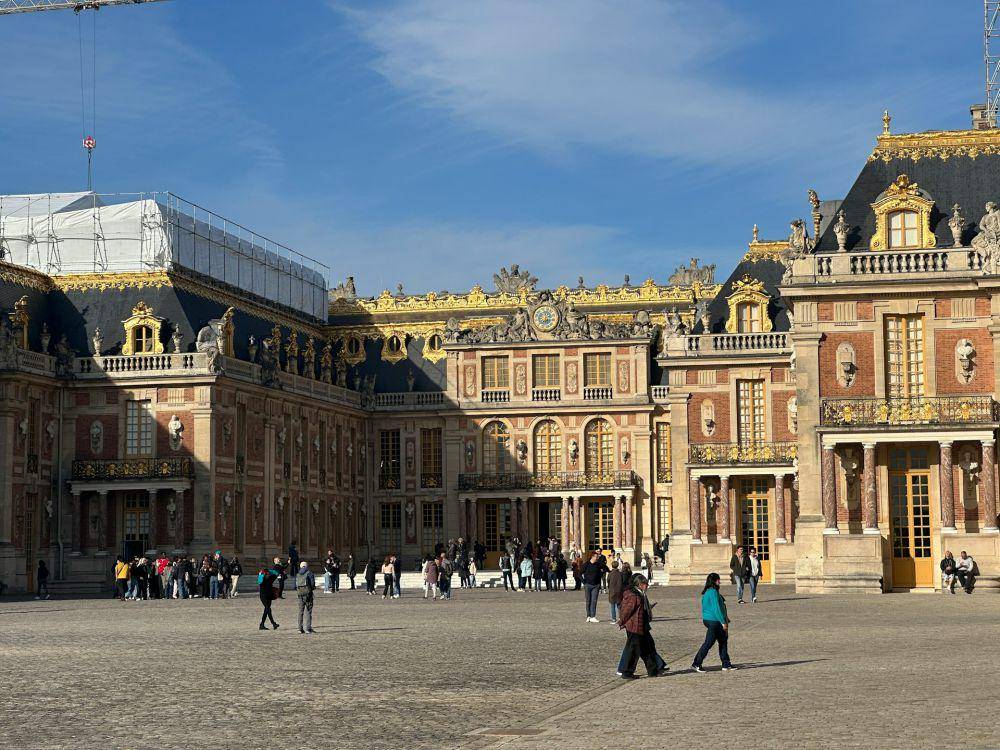 Palace of Versailles, Prancis (unsplash.com/Noah Sandoval)