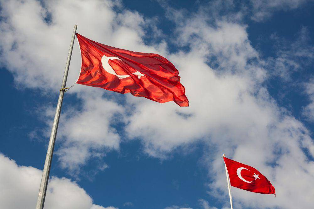 bendera Turki. (pexels.com/Engin Akyurt)