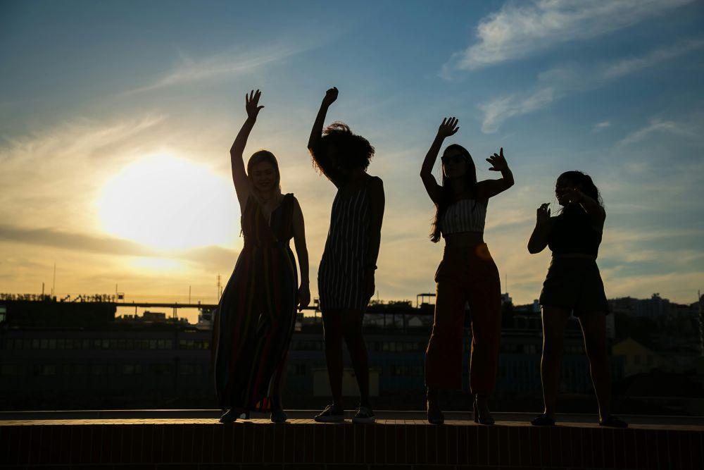 10 Lagu Untuk Flashmob Terbaik, Seru Buat Dance Bareng