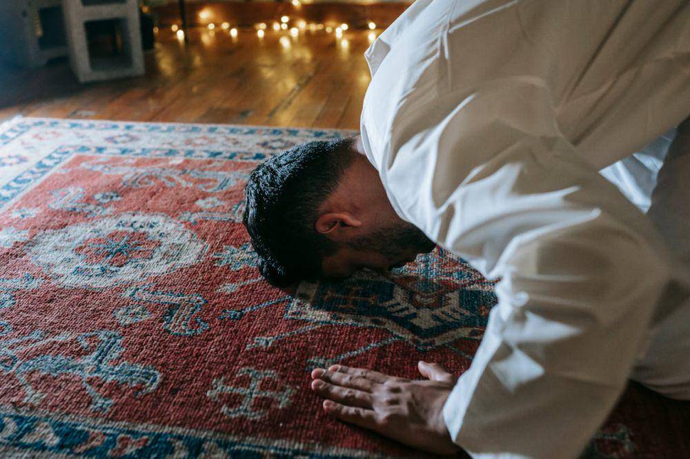 ilustrasi salat (pexels.com/Michael Burrows)