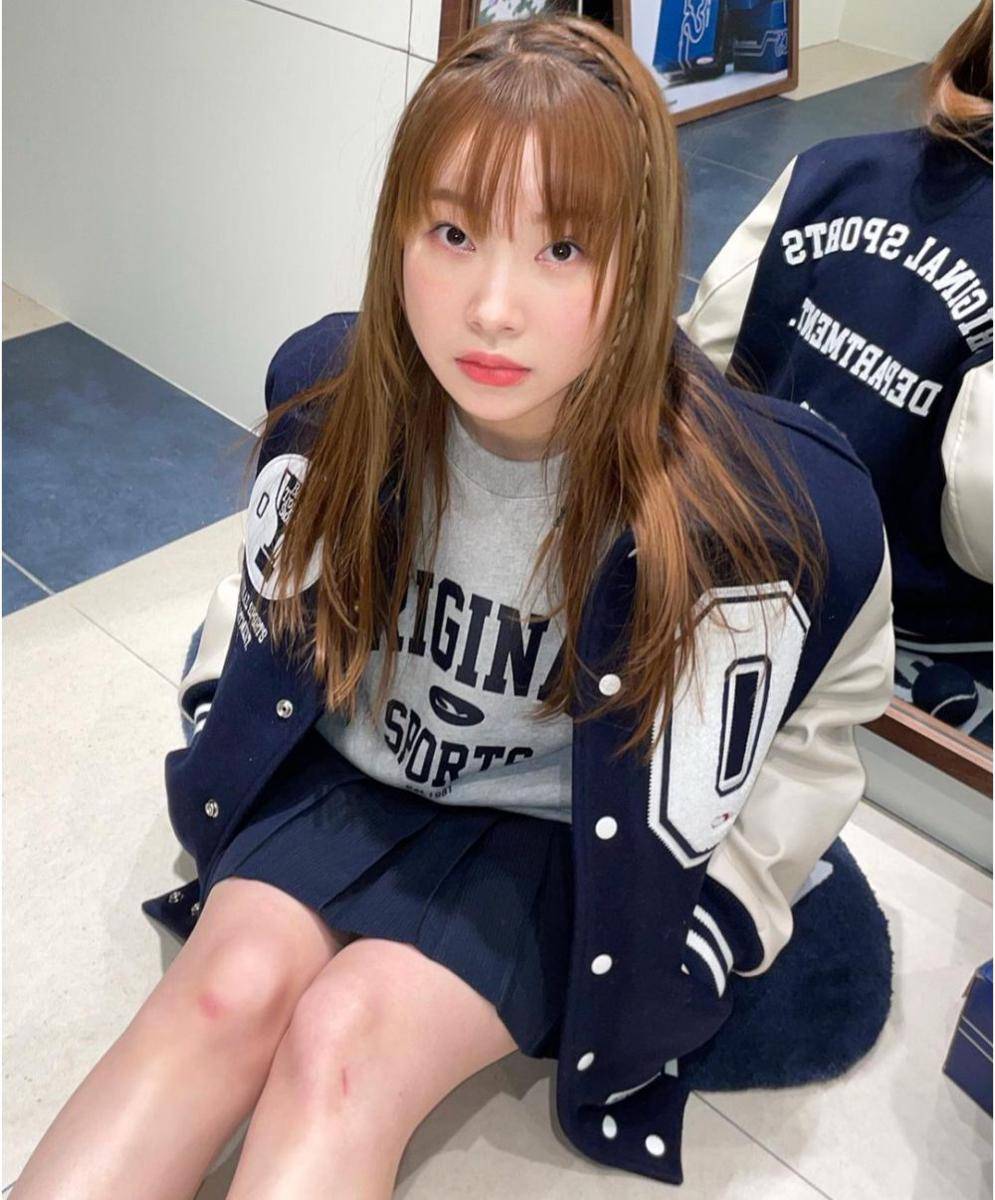 Kim Ah Young (instagram.com/aoung__)