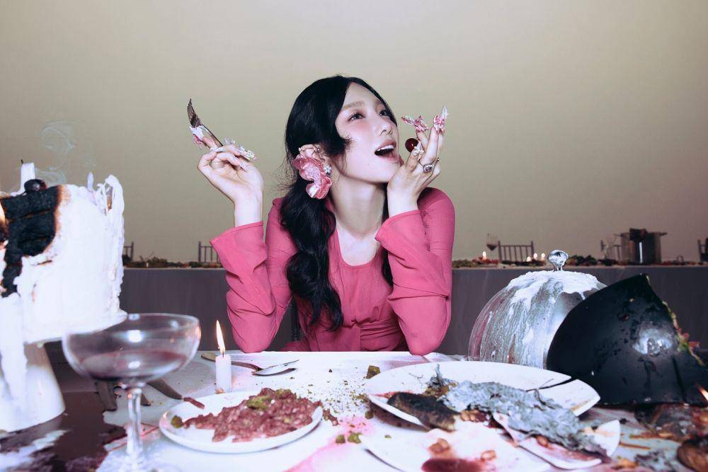 Taeyeon (Instagram.com/taeyeon_ss)