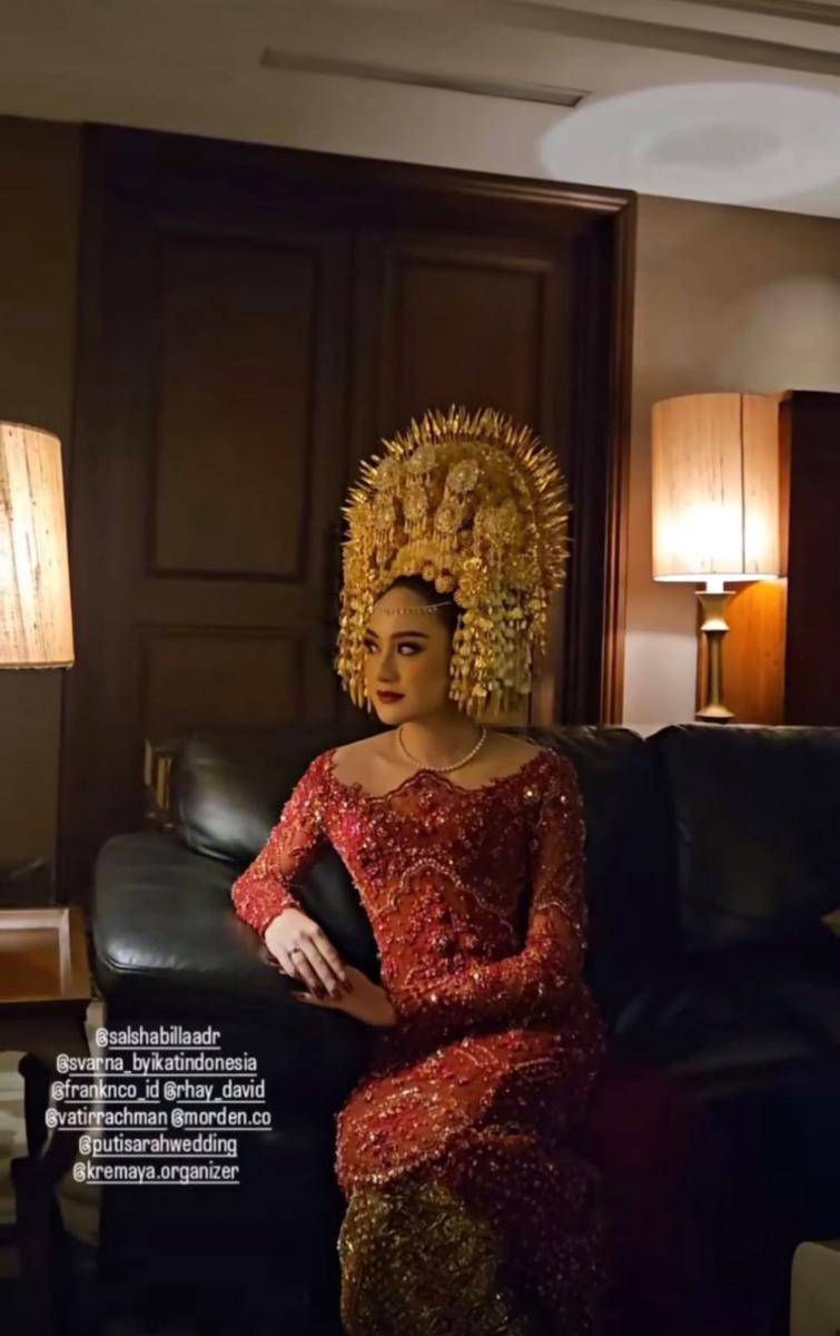 Gaya Salshabilla Adriani di Resepsi Nikah (instagram.com/didietmaulana)